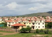 Ministro Jader Filho entrega 800 casas em Abaetetuba