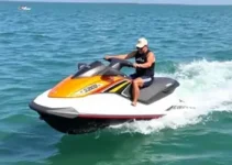 jetski de madeira
